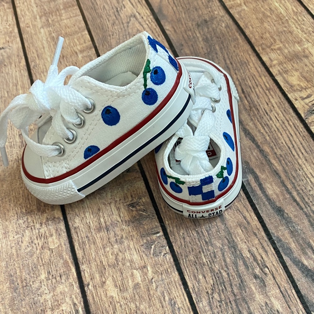 Handpainted blueberry converse size 2 toddlers
